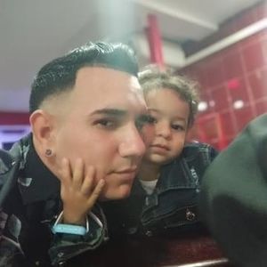 Meet your Posher, Yanmanuel